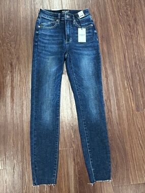 Judy Blue Dark Wash Skinny Jeans